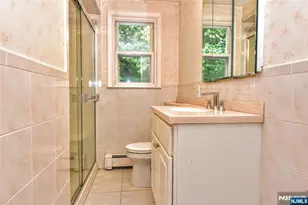8 Royal Ave, Hawthorne, NJ 07506 - Photo 27