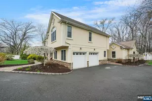 4 Salter Dr, Montville Township, NJ 07045 - Photo 3
