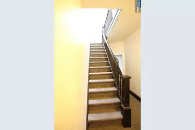 210 Day Avenue, Cliffside Park, NJ 07010 - Photo 21