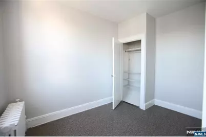 210 Day Avenue, Cliffside Park, NJ 07010 - Photo 17