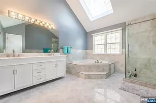 10 Pierson Ct, Mahwah, NJ 07430 - Photo 35