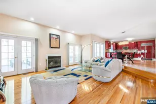 10 Pierson Ct, Mahwah, NJ 07430 - Photo 21