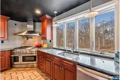 87 Buena Vista Drive, Ringwood, NJ 07456 - Photo 17