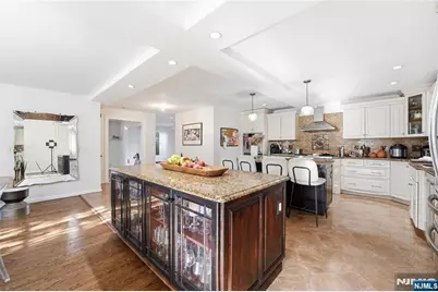 770 Hartwell Street, Teaneck Township, NJ 07666 - Photo 15