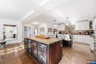 770 Hartwell St, Teaneck Township, NJ 07666 - Photo 15