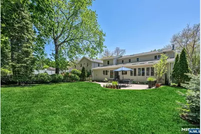 309 South Drive, Paramus, NJ 07652 - Photo 47