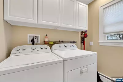 346 Carmita, Rutherford, NJ 07070 - Photo 19