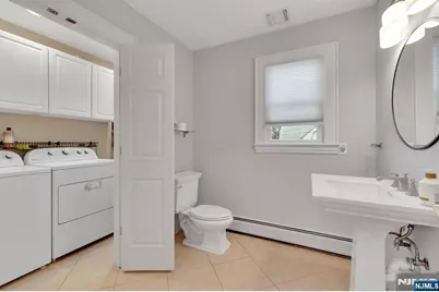 346 Carmita, Rutherford, NJ 07070 - Photo 17
