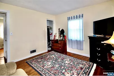 37-17 Jasper Road, Fair Lawn, NJ 07410 - Photo 13