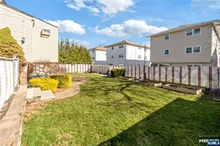154 Orchard St, Elmwood Park, NJ 07407 - Photo 17