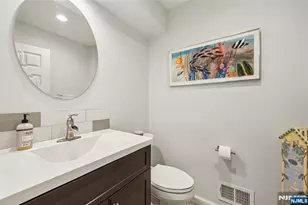 84 Windsor Circle 84C, Washington Township, NJ 07676 - Photo 9