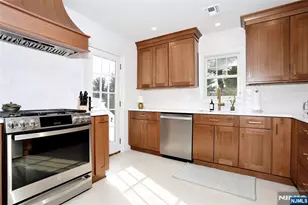 34 Charles Terrace, Waldwick, NJ 07463 - Photo 13