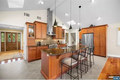548 Rivervale Road, River Vale Township, NJ 07675 - Photo 17