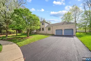 30 Auryansen Ct, Closter, NJ 07624 - Photo 49