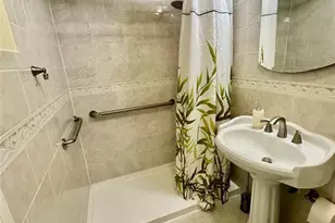 5841 Kennedy Blvd, North Bergen, NJ 07047 - Photo 13