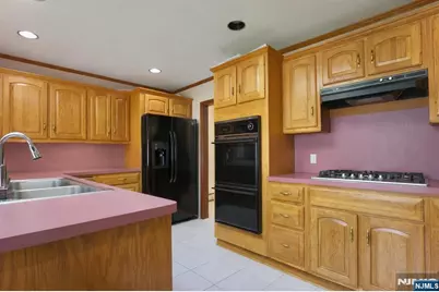 442 Marlboro Road, Englewood, NJ 07631 - Photo 7