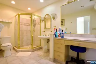 442 Marlboro Rd, Englewood, NJ 07631 - Photo 15