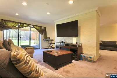 442 Marlboro Road, Englewood, NJ 07631 - Photo 17