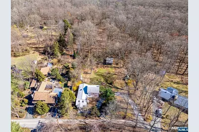 16 Sky Top Road, Lebanon Township, NJ 07865 - Photo 9