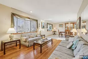 114 Crescent Ave, Waldwick, NJ 07463 - Photo 9