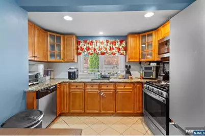 34 Avenue B, Haledon, NJ 07508 - Photo 5