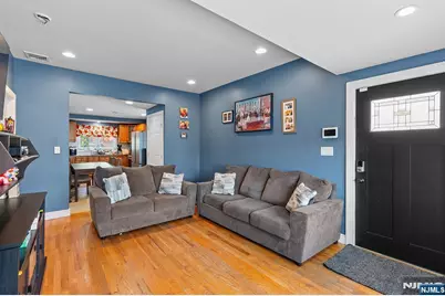 34 Avenue B, Haledon, NJ 07508 - Photo 3