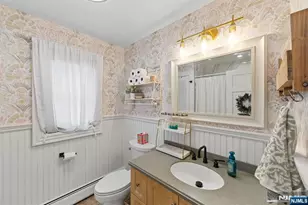 70 Overlook Ave, Ridgefield Park, NJ 07660 - Photo 29