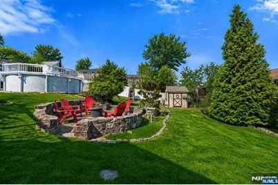 70 Overlook Avenue, Ridgefield Park, NJ 07660 - Photo 9