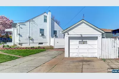 34 Greenlawn Drive, Lodi, NJ 07644 - Photo 3