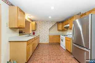 261 Terhune Ave., Passaic, NJ 07055 - Photo 19