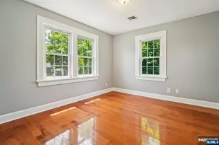 217 Grayson Pl, Teaneck Township, NJ 07666 - Photo 19