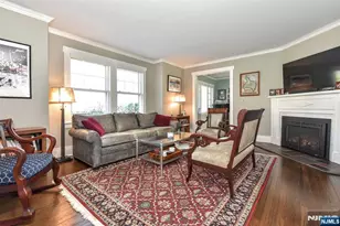 352 Fairway Rd, Ridgewood, NJ 07450 - Photo 5
