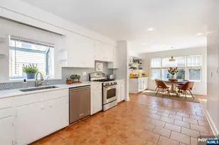 83 Essex Ave, Montclair, NJ 07042 - Photo 13