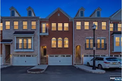 41 Creekside Court, Secaucus, NJ 07094 - Photo 41