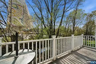 41 Creekside Ct, Secaucus, NJ 07094 - Photo 39