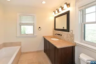 525 Washington Ave, Dumont, NJ 07628 - Photo 23
