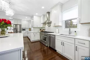 164 Selvage Ave, Teaneck Township, NJ 07666 - Photo 11