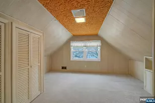 90 Arnot Pl, Paramus, NJ 07652 - Photo 17