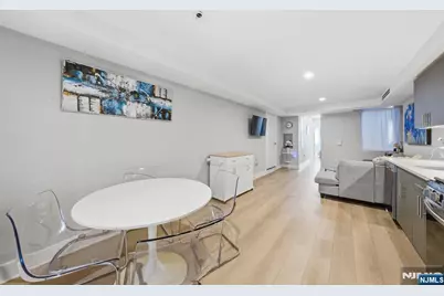 269 Ogden Avenue 1 #1, Jersey City, NJ 07307 - Photo 9