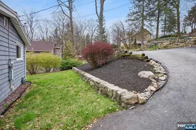 10 Laurel Trail, Kinnelon, NJ 07405 - Photo 31