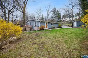 10 Laurel Trail, Kinnelon, NJ 07405 - Photo 3