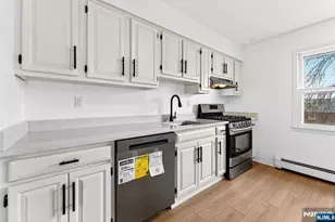 392 Mercer Ave, River Edge, NJ 07661 - Photo 11