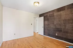 8 Irongate 202, Metuchen, NJ 08840 - Photo 21