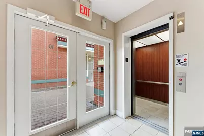 324 The Promenade, Edgewater, NJ 07020 - Photo 33