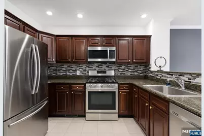 324 The Promenade, Edgewater, NJ 07020 - Photo 49