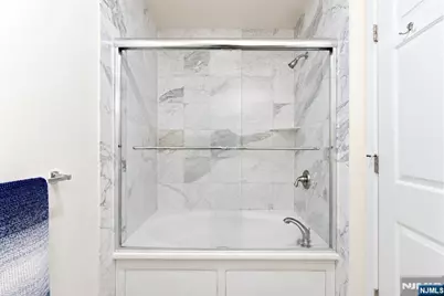 324 The Promenade, Edgewater, NJ 07020 - Photo 23