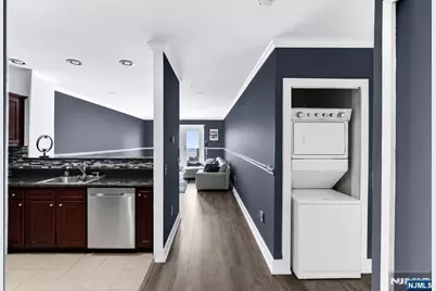 324 The Promenade, Edgewater, NJ 07020 - Photo 45
