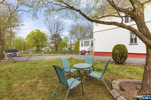 296 Berkeley Ave, Bloomfield, NJ 07003 - Photo 35