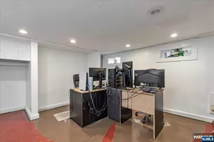 296 Berkeley Ave, Bloomfield, NJ 07003 - Photo 19