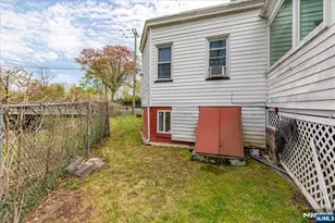 296 Berkeley Ave, Bloomfield, NJ 07003 - Photo 41